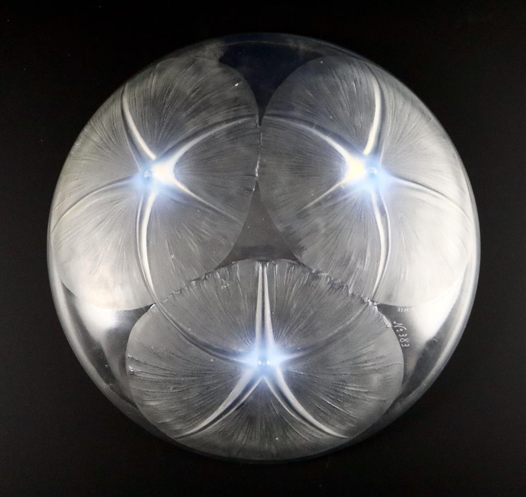 René Lalique. A pre-war opalescent glass Volubilis pattern bowl, no.383, designed in 1921, 21.5cm diameter